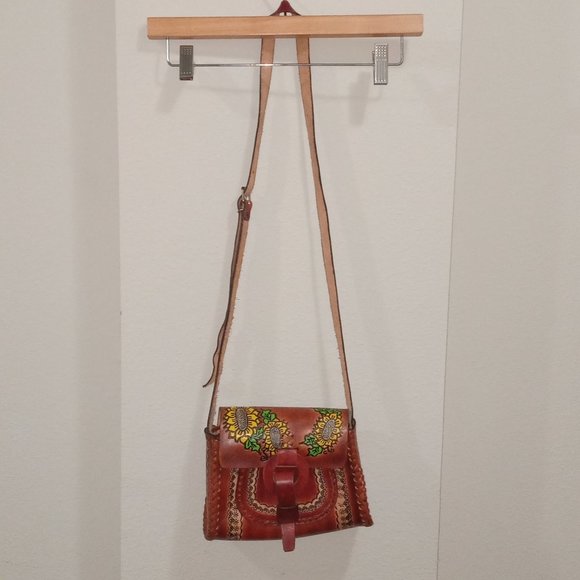 Handmade Leather Hand painted Made in Mexico Crossbody - Picture 12 of 12